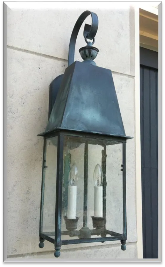 Patina Brass Wall Bracket — ZLRWB-740